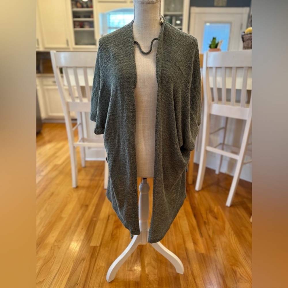 The Cove green open front lightweight kaftan cardigan